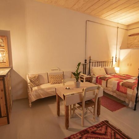 "Eirini" Traditional House Creta Archanes, Αρχάνες Σπίτι Экстерьер фото
