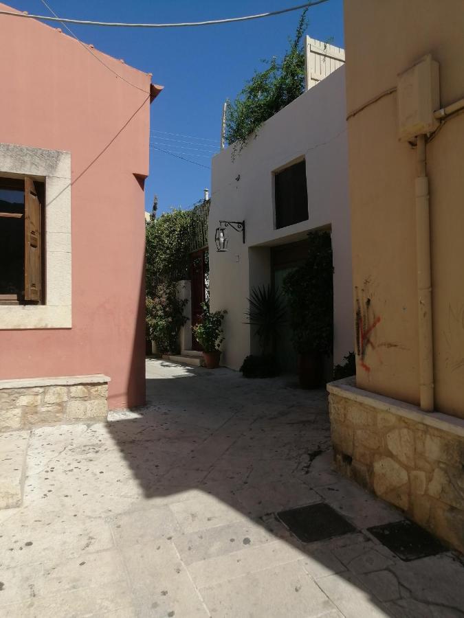 "Eirini" Traditional House Creta Archanes, Αρχάνες Σπίτι Экстерьер фото