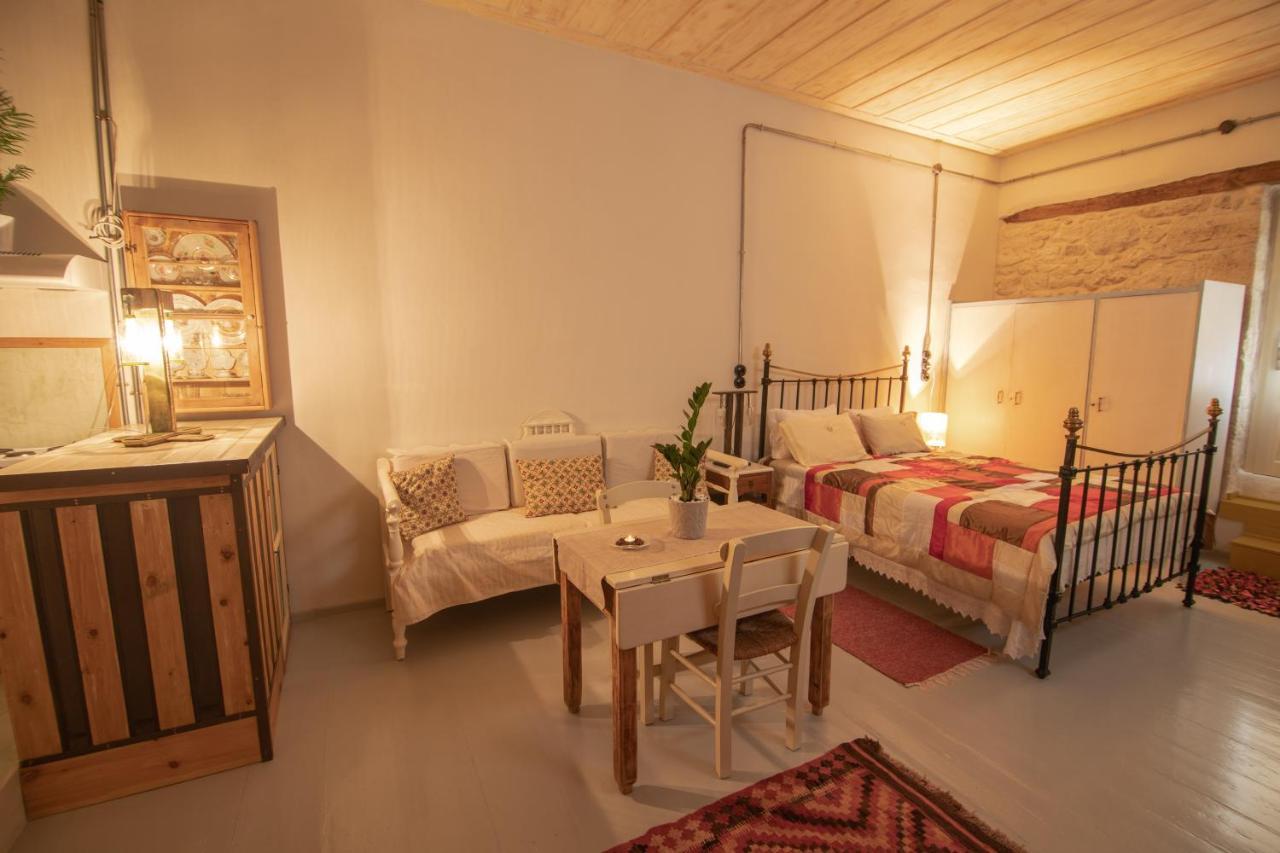 "Eirini" Traditional House Creta Archanes, Αρχάνες Σπίτι Экстерьер фото